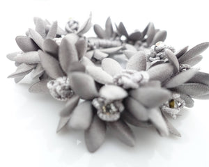 veryshine.com Scrunchies Gray Rhinestone Hair Elastics Flower Petal Crochet Wrapped Elastic Ponytail Holder women hair accessory