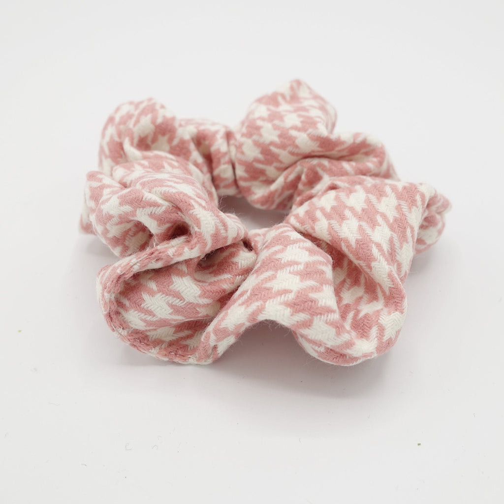 veryshine.com Scrunchies Pink houndstooth check scrunchies Fall Winter pattern scrunchy women hair accessories